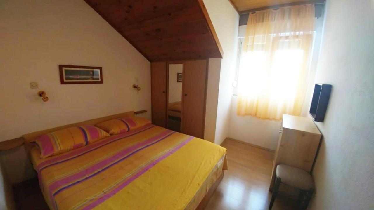 Apartments By The Sea Brela, Makarska - 16065 Extérieur photo