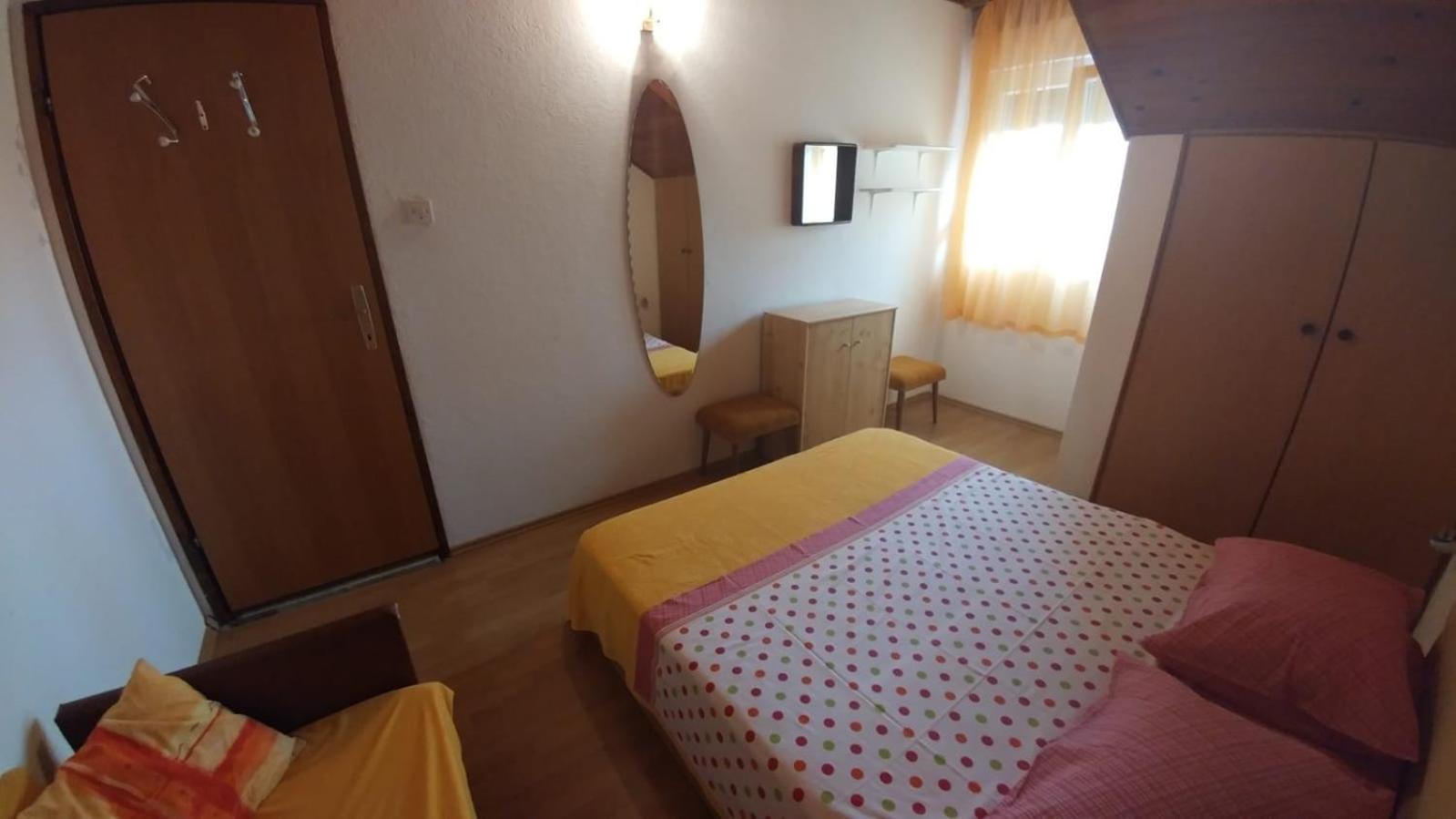 Apartments By The Sea Brela, Makarska - 16065 Chambre photo
